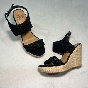 Black Wedges